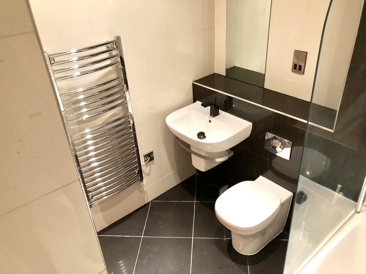 Blonk Street - Luxury Two Bedroom Apartment Sheffield Exterior photo